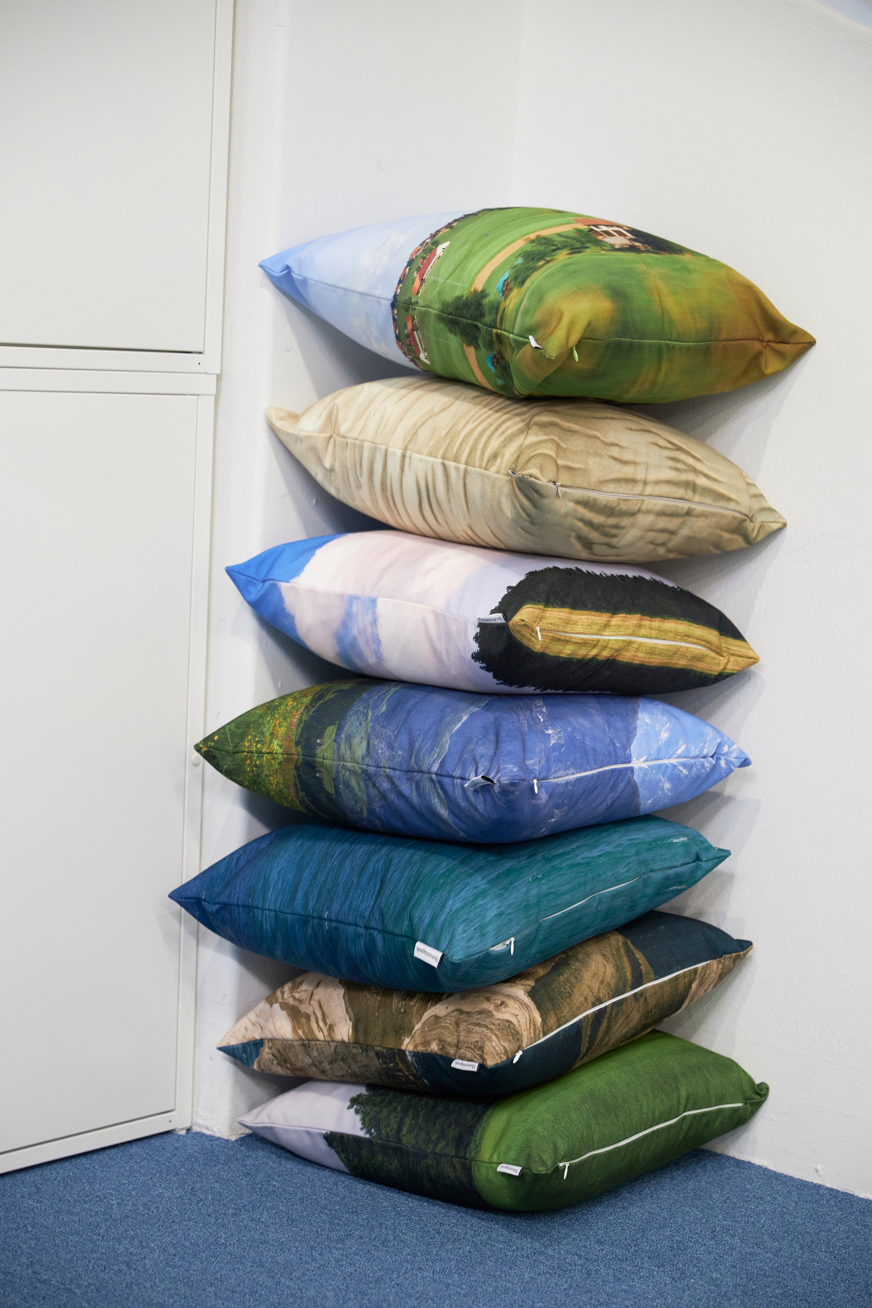 Swiss enjoy Cushion cover – aandstores