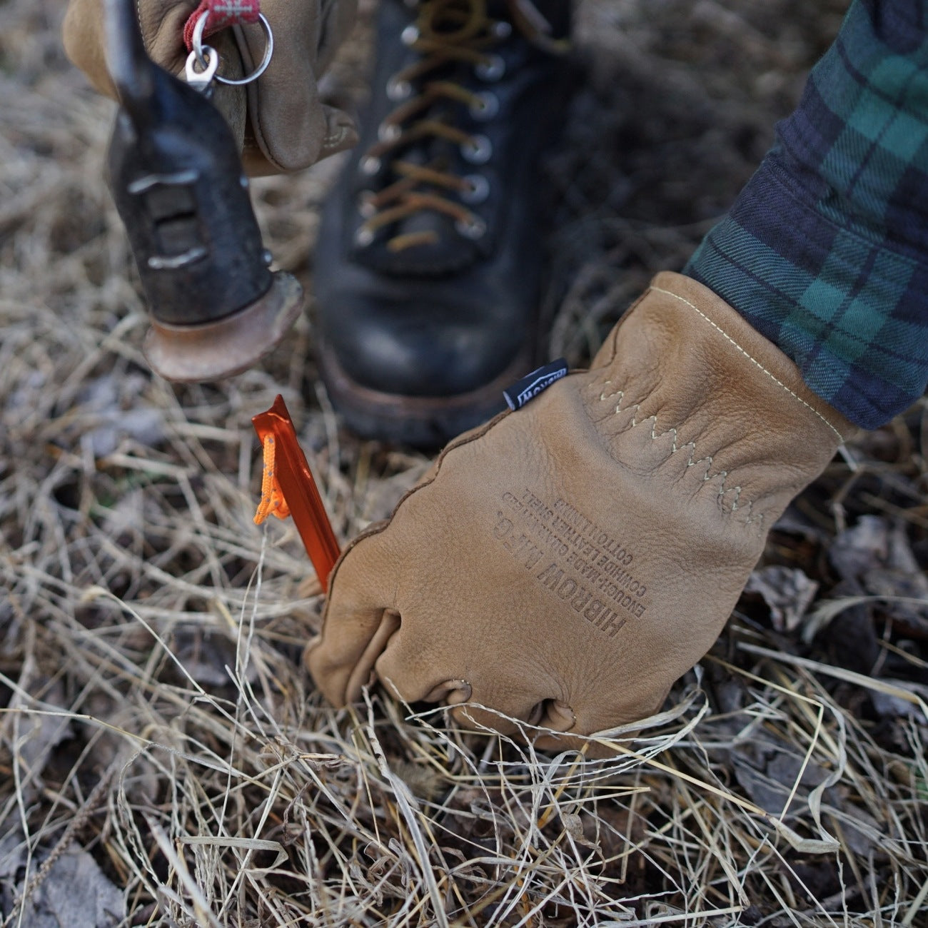 LEATHER GLOVES：NUBUCK